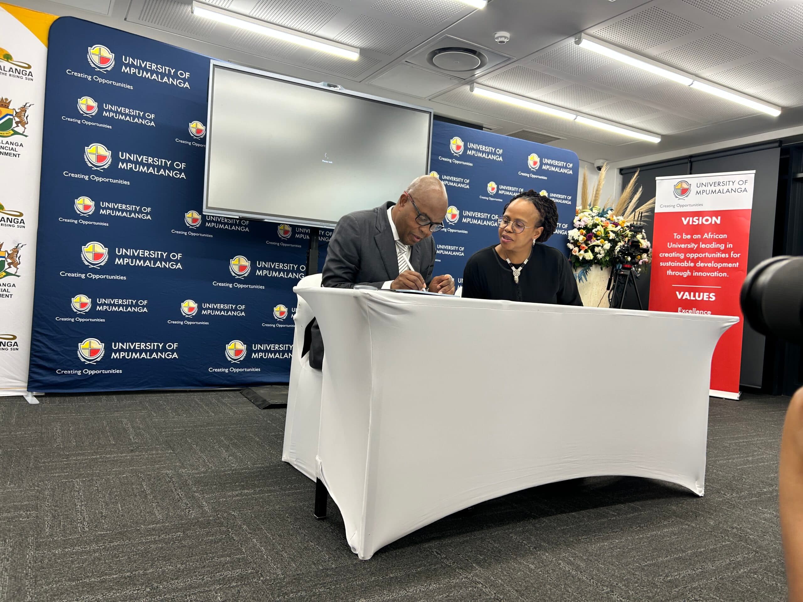 Jobs and Growth Pact Signed