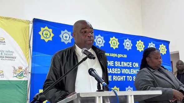 MEC MACIE ENGAGES PIENAAR COMMUNITY ON CRIME.